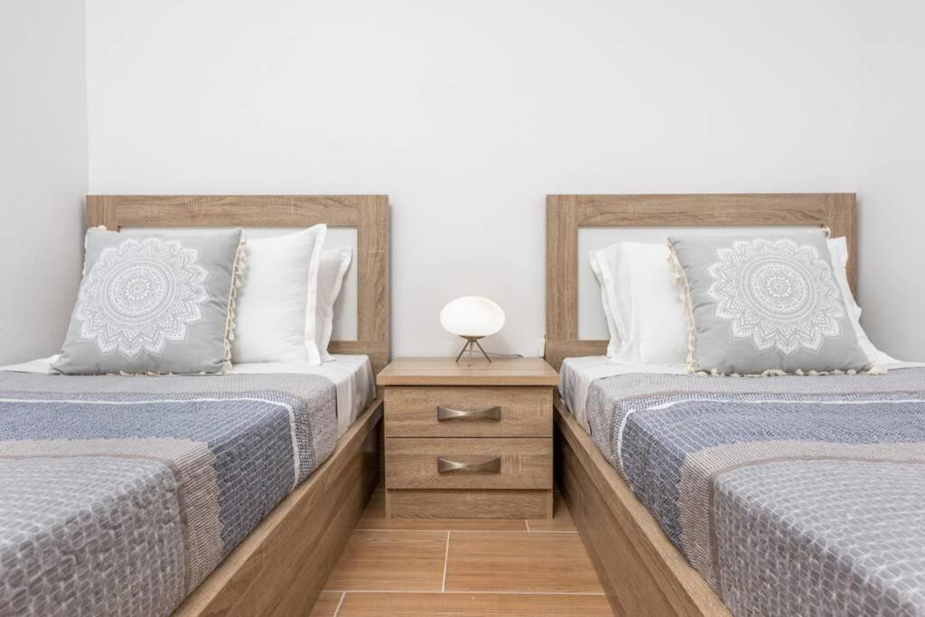 Dennis City Center Elegant Apartment Zakintos Zewnętrze zdjęcie
