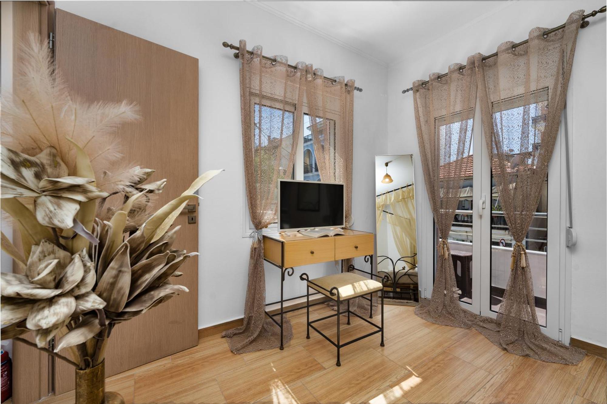 Dennis City Center Elegant Apartment Zakintos Zewnętrze zdjęcie
